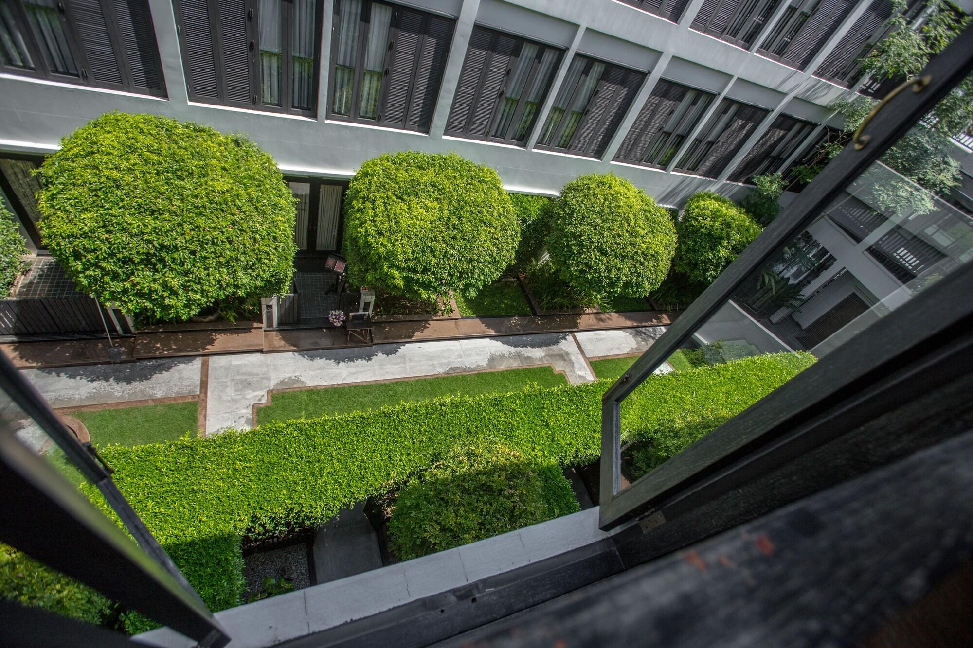 Khách sạn Aruntara Riverside Boutique 4*