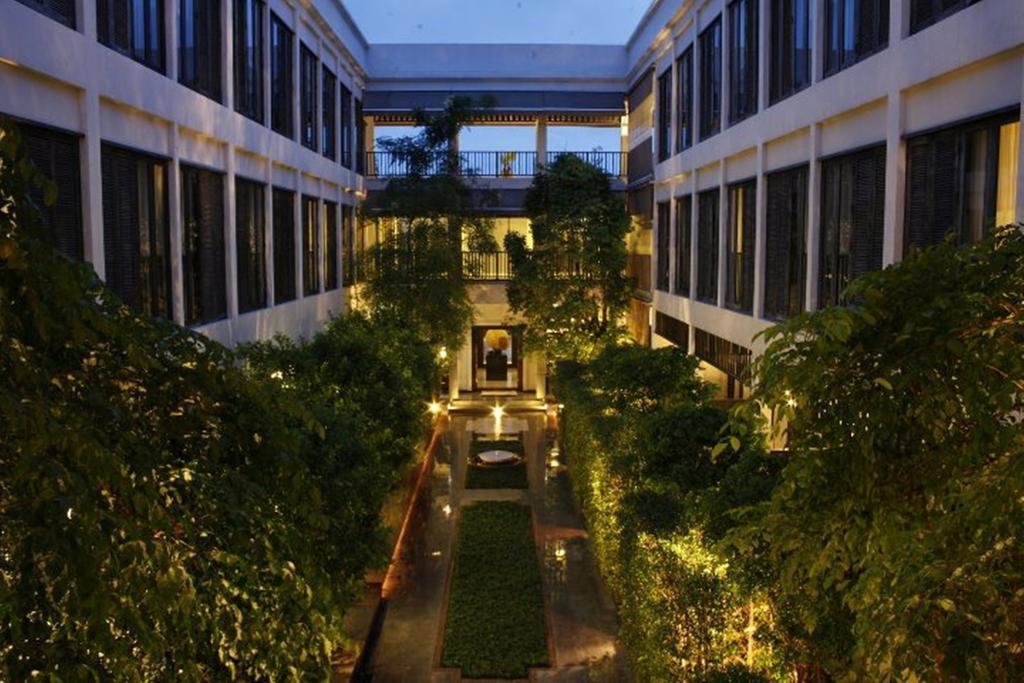 Khách sạn Aruntara Riverside Boutique